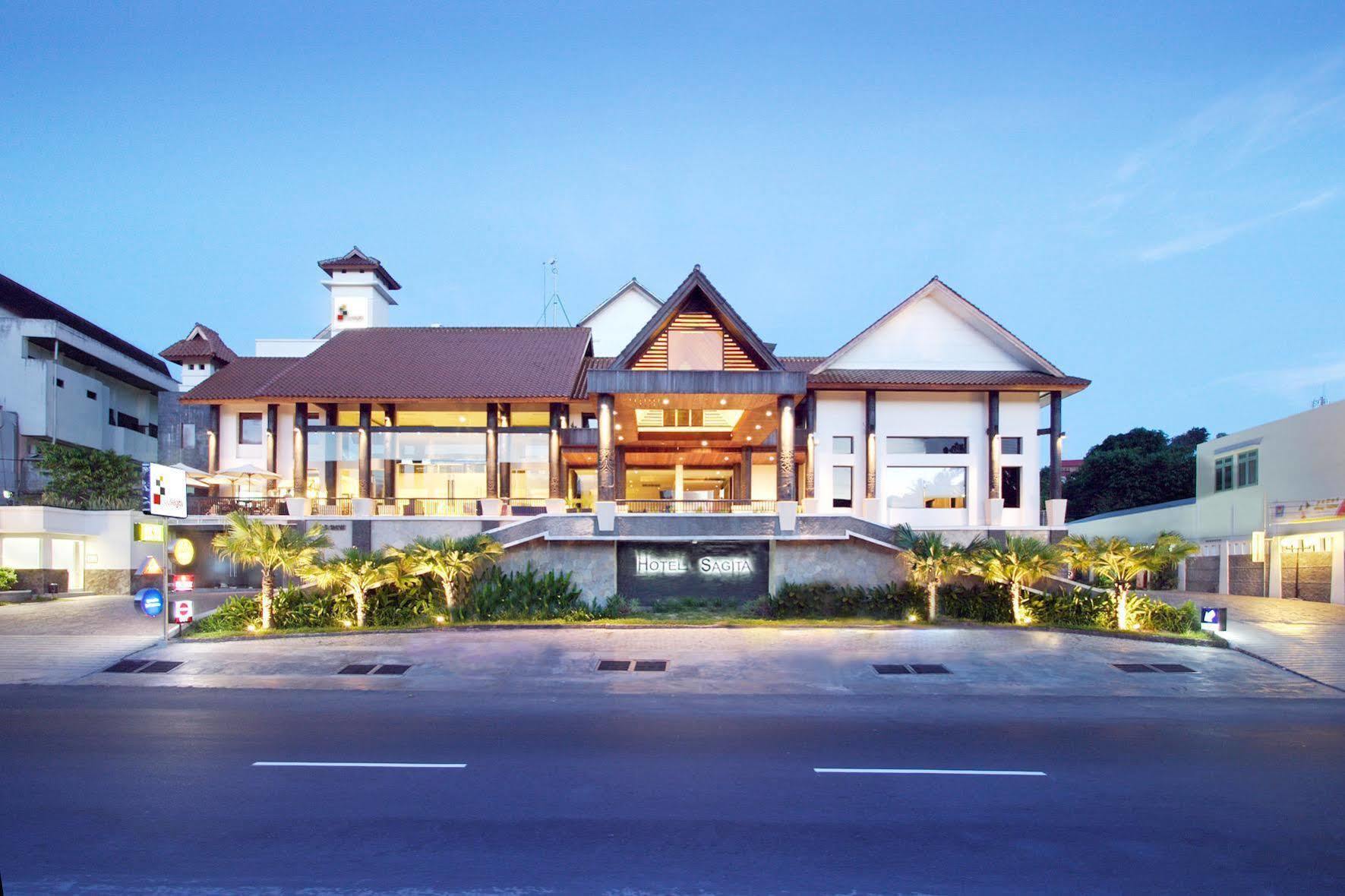 Hotel Horison Sagita Balikpapan Екстер'єр фото